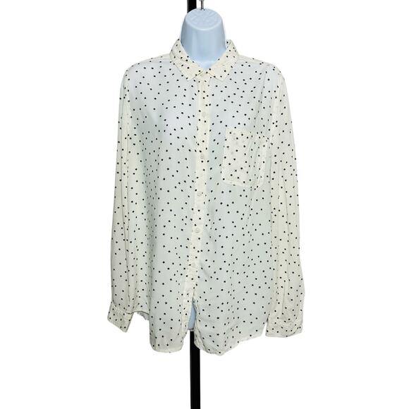 Long Sleeve Button Up Top w/a Chest Pocket - Picture 1 of 4